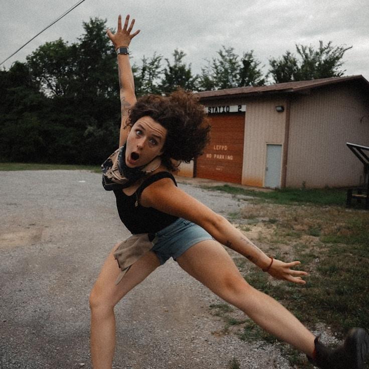 Portrait of Neha Rao meditation instructor